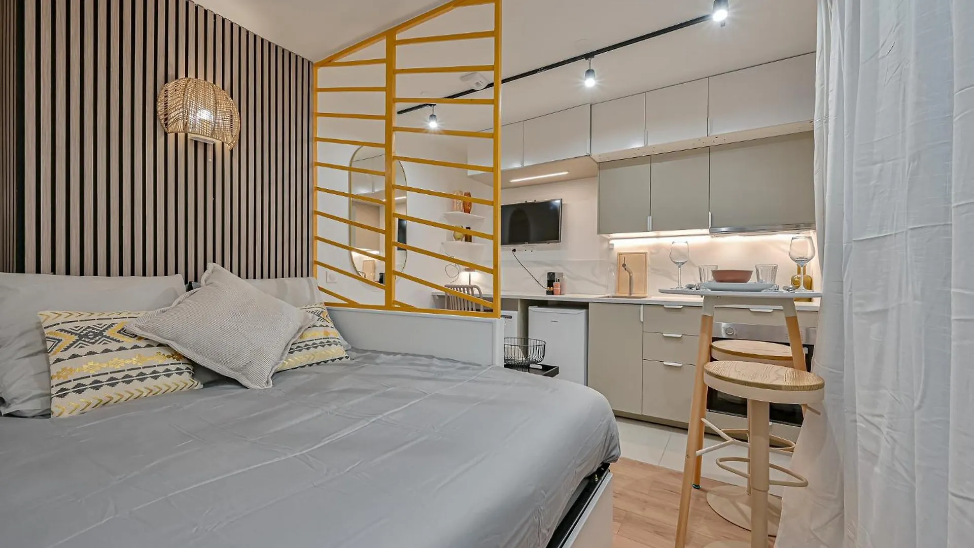 Ferienwohnung Studio Parisien Apartment Paris